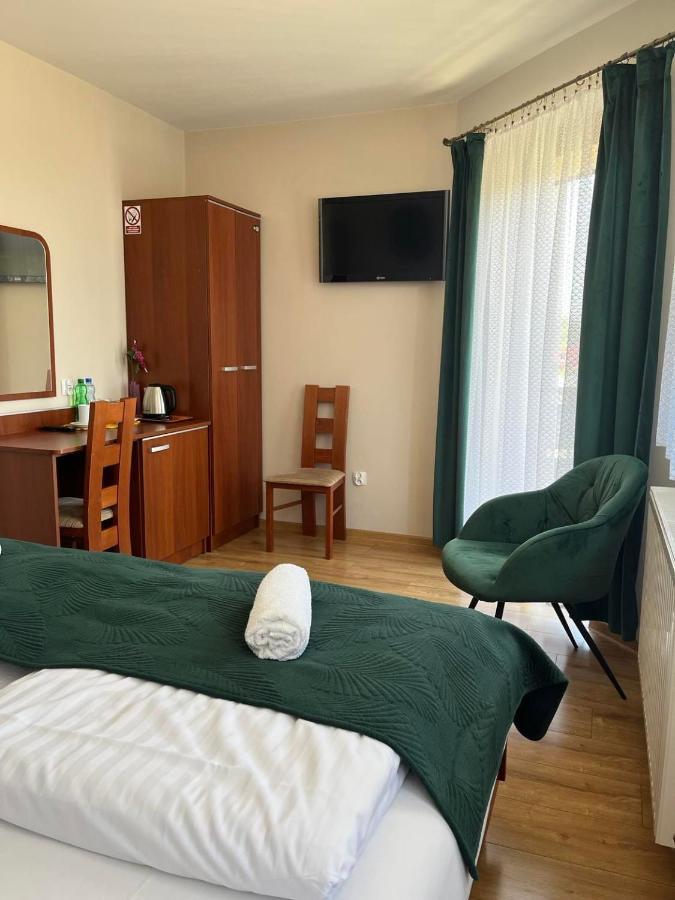 Hotel Kamienica Przy Bramie Opatow  Exterior foto