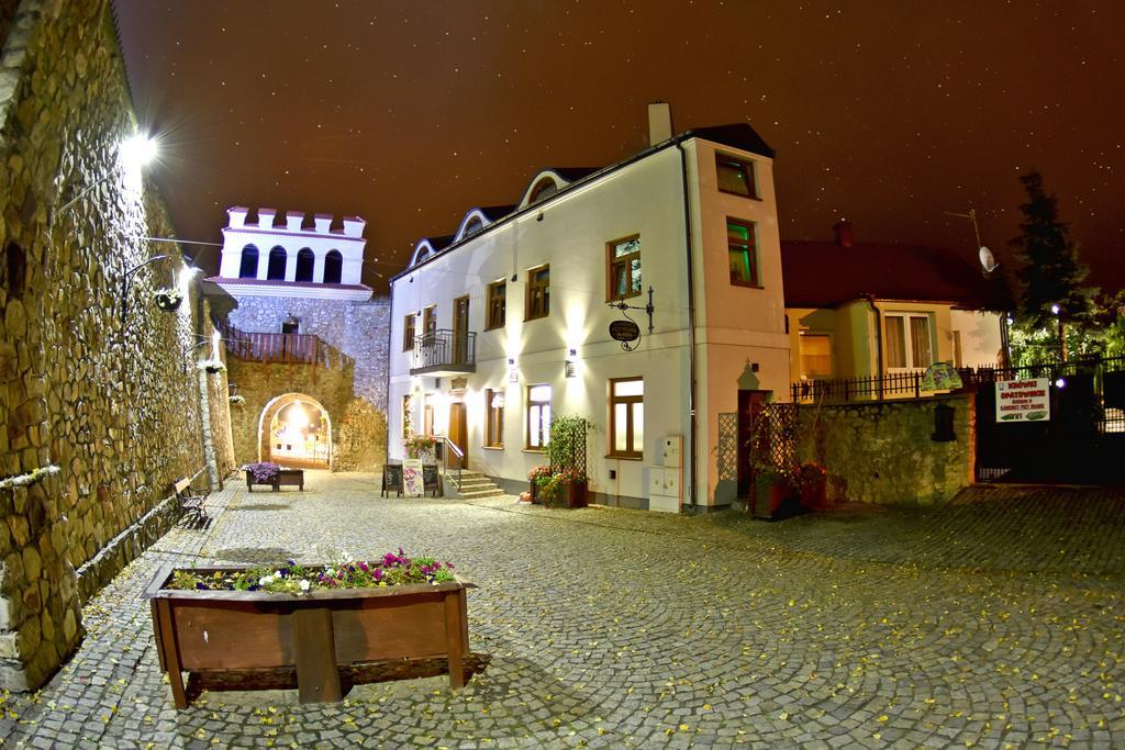 Hotel Kamienica Przy Bramie Opatow  Exterior foto